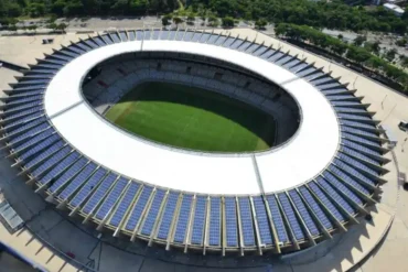 Do Sol para o Campo: Como a Energia Solar Está Alimentando a Paixão pelo Futebol